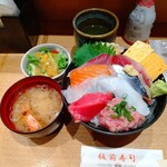 東京寿司 ITAMAE SUSHI - 日替わりランチ海鮮丼