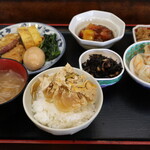 さくら亭 - 惣菜ランチ