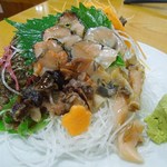 磯料理マルサ - （2012/7月）「さざえ刺身」