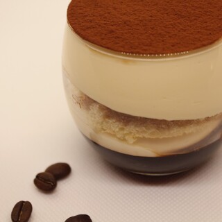 CAFFE SICILIA The Parlor_0