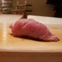 江戸前鮓 すし通 - 大間の本マグロ
