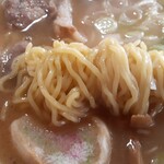 Hamaguri Shokudou - 細縮れ麺は自家製ではなさそうですな｡｡