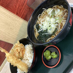 Hakone Soba - かき揚げ丼とかけそば（＾∇＾）