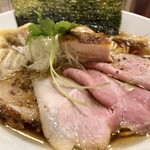 麦と麺助 - 特製蔵出し醤油そば