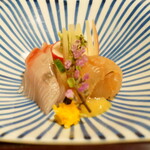 乳頭温泉郷 妙乃湯 - お造り: 宝来鱒の昆布〆、勘八、紅鱒