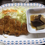 居喰処 光 - 2020/12/04
      本日の日替り トンカツ定食 500円