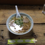 赤鬼 - 料理写真:中華そば