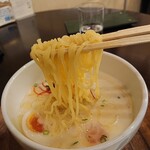 Kafe Raunji Maro-Do - 鶏白湯ラーメン(2020.12)