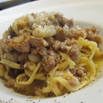 トラットリア・バッカーノ - キタッラ　豚ミンチのラグー