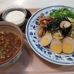 九州らーめん 長崎ちゃんぽん 霧しま - 『 魚介醤油つけ麺 』  765円 （ 税込 ）＋『 デザート 』（ 食べログクーポンで、無料 ） 