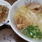 ラーメン餃子 とん吉 - 