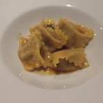 ローザネーラ - 鶏肉とイベリコ豚と牛肉が中に入ったパスタ