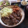 美味しいお肉の店 やまの