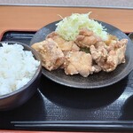 鶴巣庵 - 鶏から揚げ定食830円