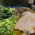 家系ラーメン クックら - 塩とんこつ　濃厚だけど醤油のガツンはない