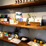 アルカフェ - 店内展示物