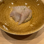 すし うえだ - カワハギのあんきもポン酢