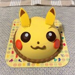 サーティワンアイスクリーム - 料理写真:サーティワンアイスクリーム＠二俣川西友店　ピカチュウのアイスクリームケーキ（3300円）
