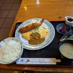 大作 - 私の頼んだ、オムレツと海老フライ定食のカレーソース掛け(税込995円)