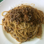 イタリア料理 ＰＯＭＯＤＯＲＯ - スパゲティのボリョーニャ風煮込みソース和え（ミートソース）1100円+10%