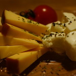 煮込みと惣菜 かん乃 - チーズモリ