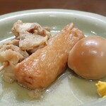 桶家乃隠居 - 牛すじ、ごぼ天、玉子