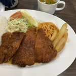 角屋食堂 - カツにはデミソース最初から。