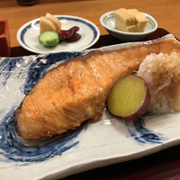 赤坂とゝや魚新 - 厚みがあってふっくら