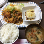 居喰処 光 - 2020/12/05
      本日の日替り 鳥チリ定食 500円