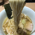 支那そば 孤高 - エッヂの立った細ストレート麺