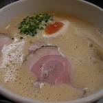 ラーメン家 みつ葉 - 豚ＣＨＩＫＩしょうゆ