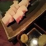 ジビエ料理 あまからくまから - 穴熊のたたき