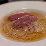 トラットリア・フランチェスカ - カッペリーニのスープパスタ