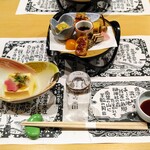 Tousaku Bekkan - １品目　あん肝、かにみそ、ナマコ酢、他いろいろです　２品目　卵豆腐