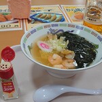 紙風船 - 浜ラーメン690円