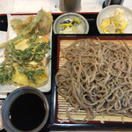 手打ち蕎麦 邑人 - 邑人そば天ぷらセット　1200円　そば大盛　150円