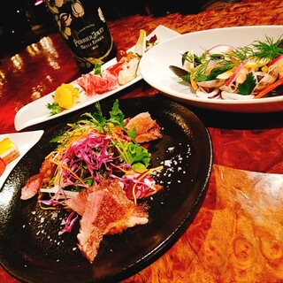 女子会プラン 1ドリンク付き トゥールビヨン 中洲 Tour Billon 中洲川端 ダイニングバー 食べログ