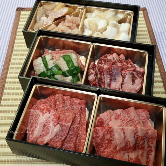 お取り寄せグルメ 冷凍しないチルドの近江牛が赤身 ホルモン共に楽しめるセット By ぎんじろう 彡 近江牛ホルモン 二代目次郎 京橋 焼肉 食べログ お取り寄せグルメ 冷凍しないチルドの近江牛が赤身 ホルモン共に楽しめるセット By ぎんじろう 彡 近江牛ホルモン 二代目次郎 京橋 焼肉 食べログ