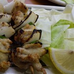 やきとり鳥かつ - 皮。旨い。