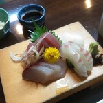 居酒屋手のひら - 刺身盛り合わせ