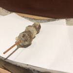 にい留 - 青森 むかご
      →香りが堪らない！昆布出汁で炊き上げる事でネガティブ感を排除したむかごは軽やかな衣を纏ってねっとりと(^o^)