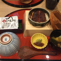 うなぎ和食 しら河 名駅店 - 