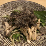 旬菜 おぐら家 - 大山鶏とクレソンのサラダのトリュフがけ