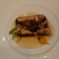 メランジェ - 名古屋コーチンとフォアグラ　イチジクのプレッセ　トリュフのヴィネグレット　生姜風味のソース（同行者注文分）