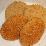肉の大塚 - 料理写真:ハムカツとコロッケ