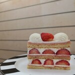 エーグルドゥース - シャンティー・フレーズ