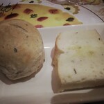 ラ・ムジカ - 本日のパン２種