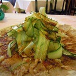 赤坂 四川飯店 - 薄切り豚肉の辛味ソース