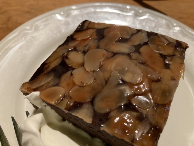 Nil Cafe ニルカフェ 本厚木 アジア エスニック料理 その他 食べログ