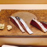 鮨の間 - 鯖、〆鯖のお造りと炙り